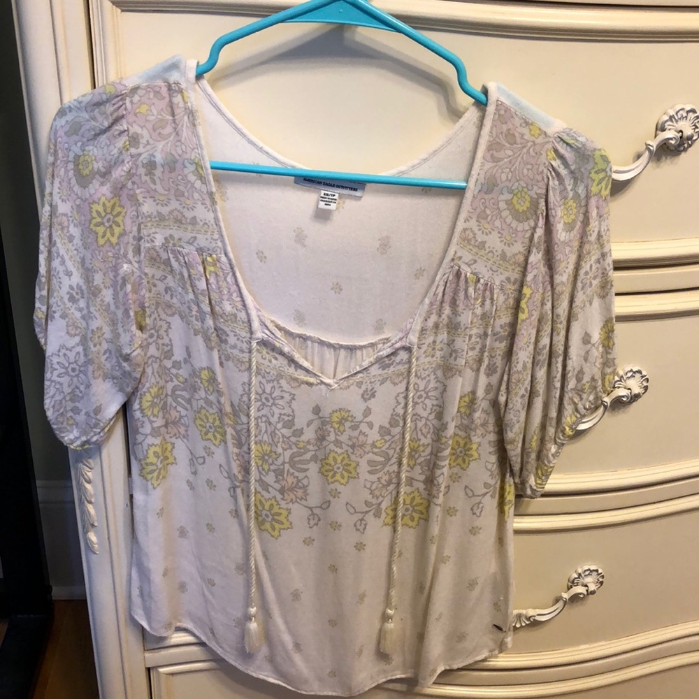 American Eagle lightweight fall/spring blouse